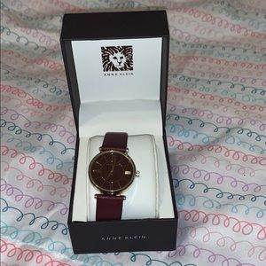 🌻2 for $25 🌻 Anne Klein burgundy and gold watch